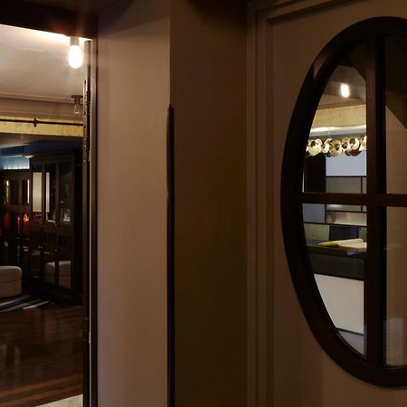 Hotel Therese Париж Екстериор снимка